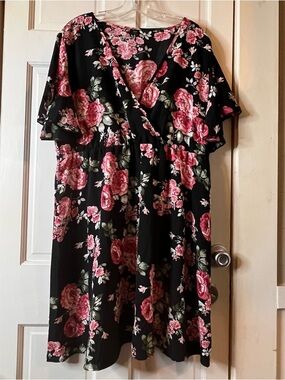 SHEIN Black Floral Dress with Pink Roses